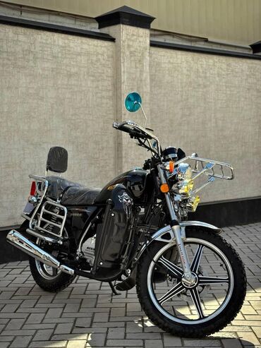прямоток на мотоцикл: Классический мотоцикл Suzuki, 200 куб. см, Бензин, Взрослый, Новый