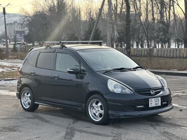 трактор 1025 2: Honda Fit: 2007 г., 1.3 л, Бензин