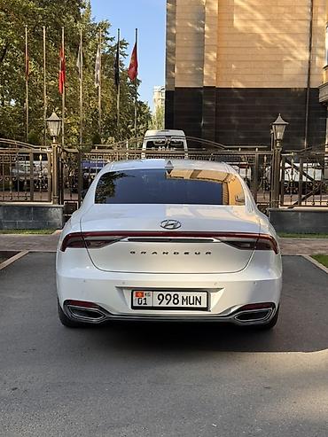соната у20: Hyundai Grandeur: 2022 г., 2.4 л, Автомат, Гибрид, Седан — 2