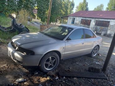 Audi: Audi A4: 2.6 l | 1996 il Sedan