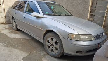 Opel: Opel Vectra: 2001 г., 1.8 л, Механика, Бензин, Универсал