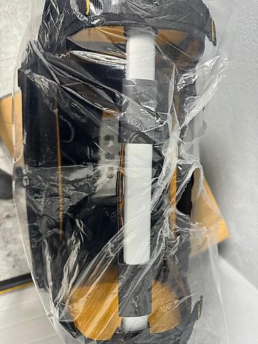 обычные часы: Сумка DEWALT новая! — 3