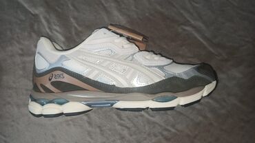 кроссовки азикс: Мужские кроссовки, 44, Asics, Новый, цвет - Бежевый, Самовывоз