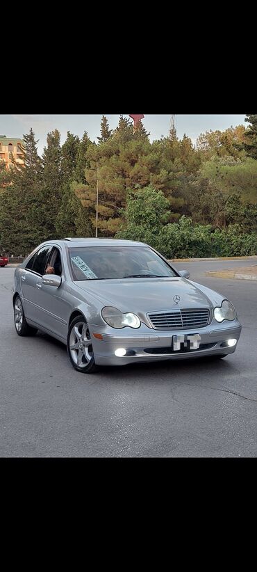 Mercedes-Benz: Mercedes-Benz C 240: 2.4 l | 2001 il Sedan