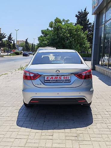 Dongfeng: Dongfeng S30: 1.6 l | 2016 il 400000 km Sedan — 5