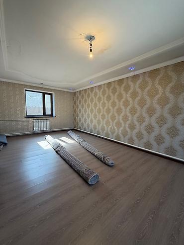 Продажа коттеджей и домов: 2 комнаты, 110 м², 4 соток, Бишкек, Ак-Ордо 1 ж/м Агентство недвижимости — 5