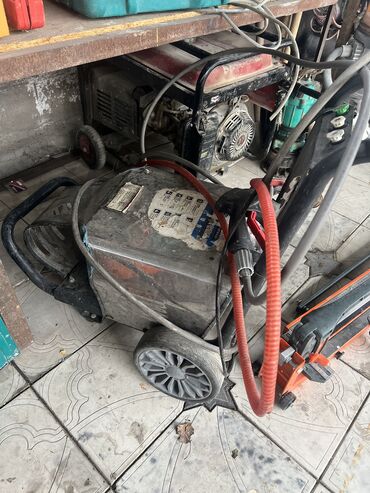 скупка инструментов: Сдам в аренду Утюги, Строительные леса, Опалубки