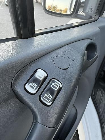 ищу полуприцеп шторка: Рефрижераторный фургон на базе Mercedes-Benz Sprinter Год 2005 — 5