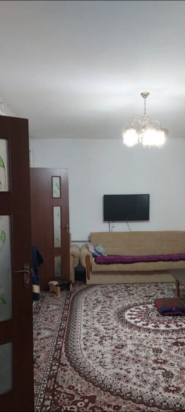 сдаю дом под квартиру: 56 м², 3 комнаты, Парковка, Забор, огорожен