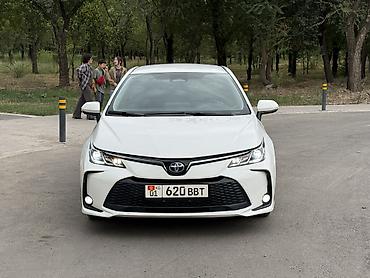 corola: Toyota Corolla: 2023 г., 1.8 л, Вариатор, Гибрид, Седан — 1