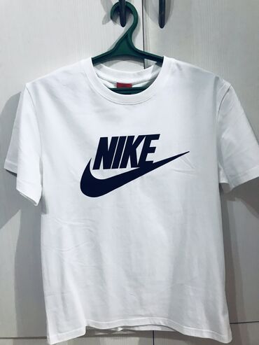 ссср одежда: Мужская футболка, M (EU 38), Nike, Новый, цвет - Белый, Самовывоз