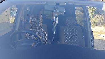 Toyota: Toyota Voxy: 2004 г., 2 л, Автомат, Бензин, Минивэн — 5