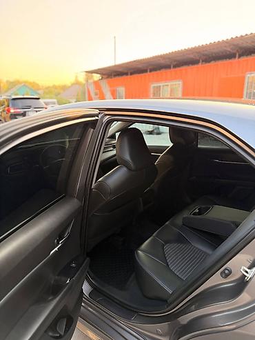 Продажа авто: Toyota Camry: 2019 г., 2.5 л, Автомат, Бензин, Седан — 6