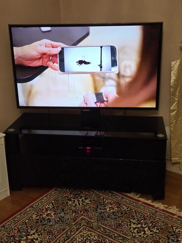 TV altlığı: İşlənmiş, Düz TV altlığı, Polkalı, Şüşəli, Türkiyə