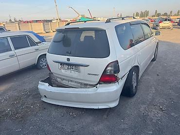 битые авто: Honda Odyssey: 2000 г., 2.3 л, Автомат, Бензин, Минивэн — 8