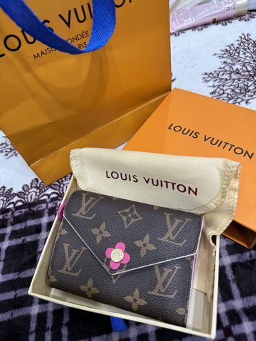 сумка prada: Новый Кошелёк Louis Vuitton канва Качество LUX Имеется