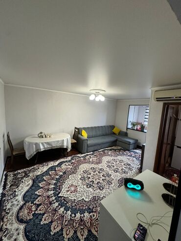 сдаю дом безпоредников политех: 2 комнаты, 43 м², Хрущевка, 4 этаж