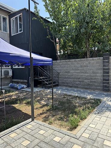 полуподвальное: 🏡 Продаются 2 дома на одном участке в ж/м Кок-Жар! 📐6-комн -160 м² | — 1