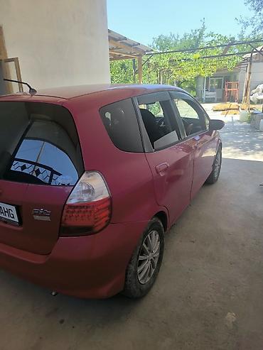 70 сом: Honda Fit: 2006 г., 1.5 л, Автомат, Бензин, Хетчбек — 5