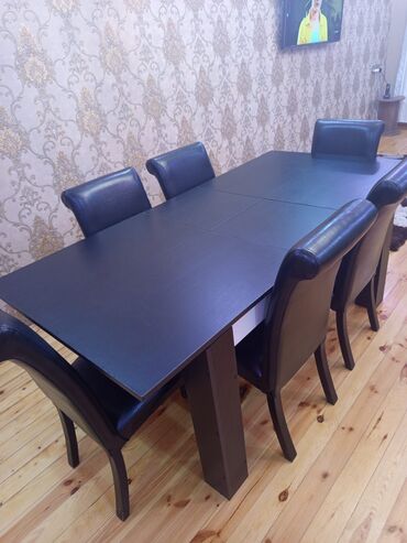 İnformatika: Qonaq otağı üçün, İşlənmiş, Açılan, Kvadrat masa, 6 stul