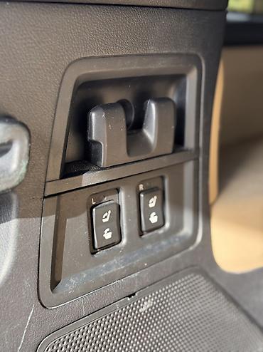 Toyota: Toyota Sequoia: 2017 г., 5.7 л, Автомат, Бензин, Внедорожник — 28