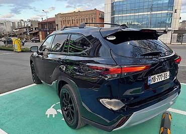 годаю: Toyota Highlander: 2023 г., Автомат, Гибрид, Кроссовер — 4