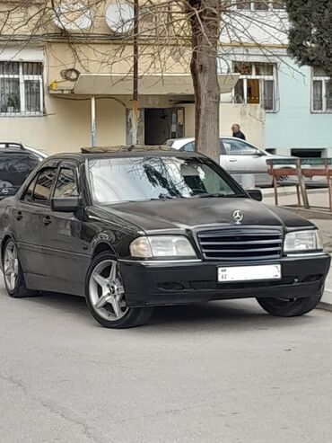 Mercedes-Benz: Mercedes-Benz C-Class: 1.8 l | 1995 il Sedan