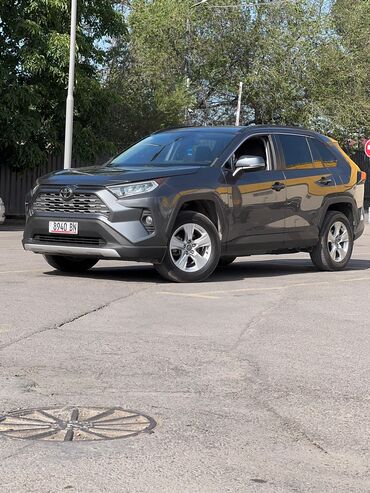 Toyota: Toyota RAV4: 2019 г., 2.5 л, Автомат, Бензин, Кроссовер