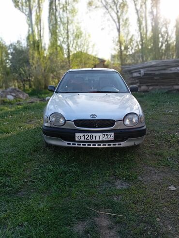 Toyota: Toyota Corolla: 1998 г., 1.3 л, Механика, Бензин, Хэтчбэк