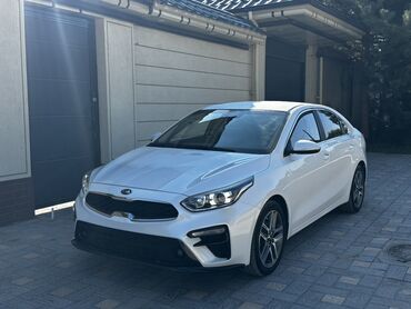 машина k5: Kia K3: 2018 г., 1.6 л, Автомат, Бензин, Седан