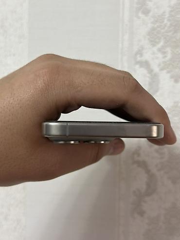 Apple iPhone: IPhone 15 Pro, 128 GB, Natural Titanium, Face ID — 10