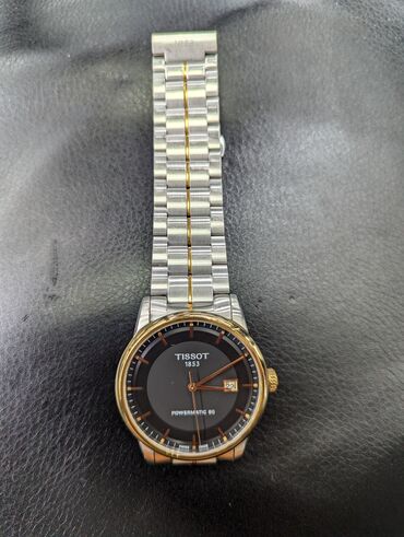 Наручные часы: Tissot часы продам. 
Оригинал позолота. 
запас хода 80ч
