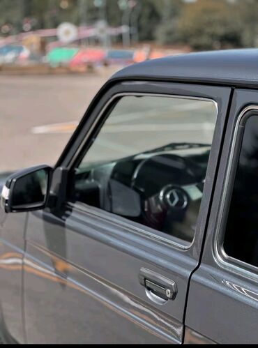 VAZ (LADA): VAZ (LADA) 4x4 Niva: 1.8 l | 2018 il Ofrouder/SUV — 8