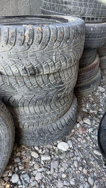 шины для погрузчиков: Шины 235 / 60 / R 18, Зимняя шипованная, Комплект, Легковые, Nokian