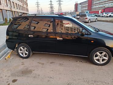 Toyota: Toyota Ipsum: 2000 г., Минивэн — 4