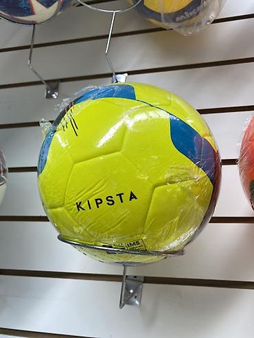 кета футбольный: Футбольный мяч Kipsta - Размер: классический, 32 панели - Покрытие — 1