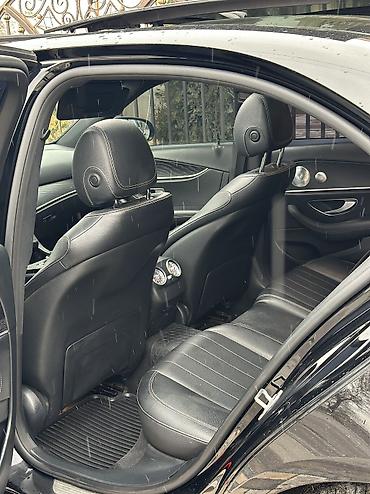 Mercedes-Benz: Mercedes-Benz E-Class: 2019 г. — 3