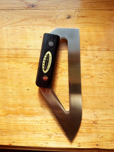 инструмент продажа: Продаю Новый японский нож для чистки досок