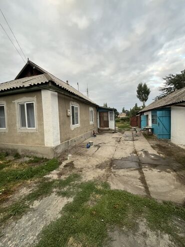 срочно продаю дом район рабочий городок: Дом, 17 м², 6 комнат