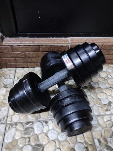 Гантели: Гантели — это: 💪 Увеличивают силу и мышцы ⚖️ Выравнивают нагрузку на — 10