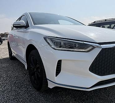 BYD: BYD E2: 2020 г., Автомат, Электромобиль, Кроссовер — 3