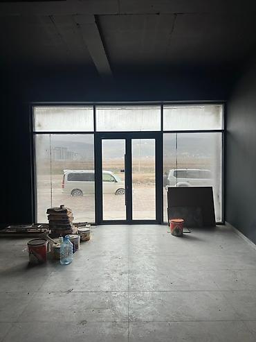 Аренда магазинов: Магазин, В жилом доме, 144 м² Не действующий, Без оборудования, С ремонтом, Электричество, Отдельный вход — 13