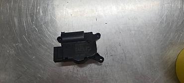 ruska pumpa 600w: MOTOR KLAPNE GREJANJA ZA VOLKSWAGEN GOLF 7 - 5Q0907511K | Motor — 1