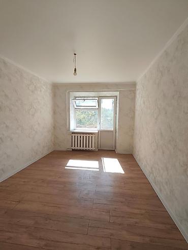 квартиры продаж: 3 комнаты, 61 м², Аламедин-1 мкр 104 серия, 4 этаж, Евроремонт — 9