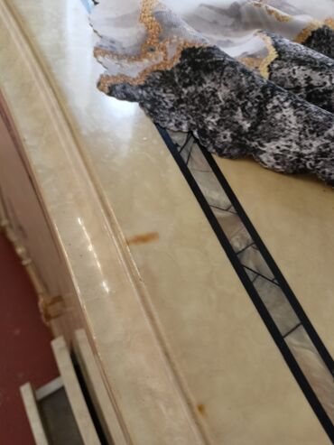 Yataq otağı dəstləri: İkinəfərlik çarpayı, Komod, Termo, 2 tumba, Malayziya, İşlənmiş — 7