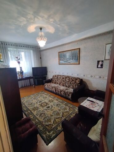 квартиру снят: 3 комнаты, 60 м², 105 серия, 3 этаж, Косметический ремонт