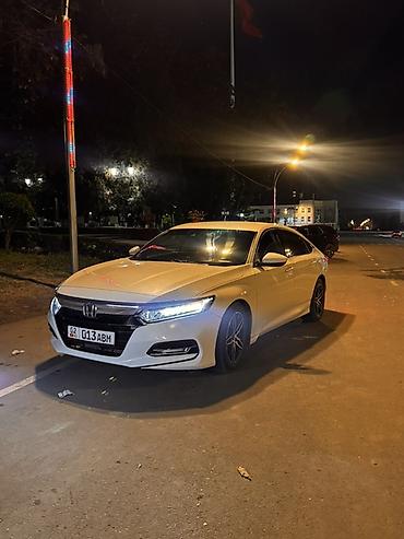 small car: Honda Accord: 2018 г., 1.5 л, Вариатор, Бензин, Седан — 5
