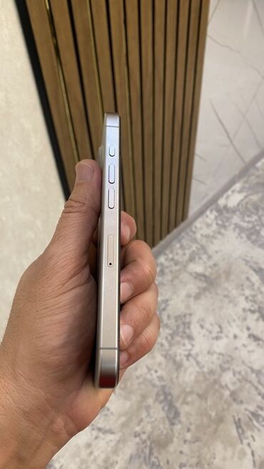 Apple iPhone: IPhone 15 Pro, 256 GB, Natural Titanium, Face ID, Sənədlərlə — 3