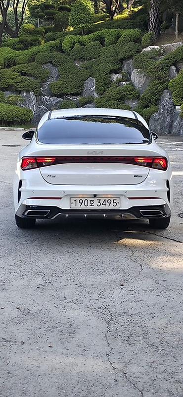 мати 2: Kia K5: 2022 г., 2 л, Автомат, Гибрид, Седан — 2
