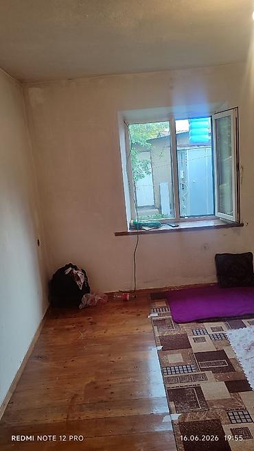 тунгус дом: 🏡 Продается 1комн.времянка ж/м Ала-Тоо 2 🏡Площадь дома: 30 м²,площадь — 2